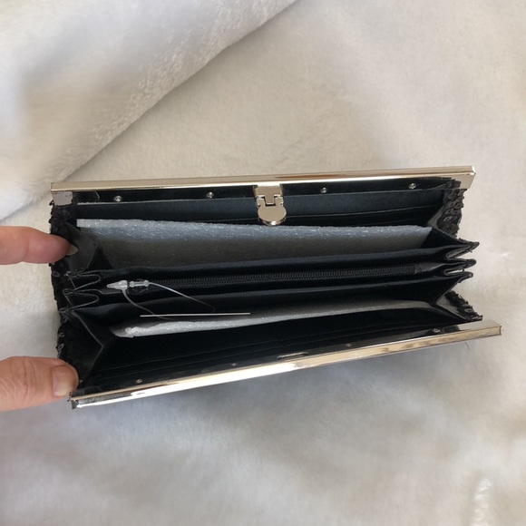 🆕Sequin clutch bag/wallet! Black/silver! 5 compartments & 1 zip coin! Dustcover - Picture 8 of 15